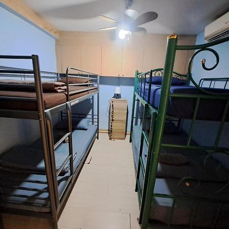 Sura Hostel Bangkok Near Mrt Phra Ram 9 Exteriér fotografie