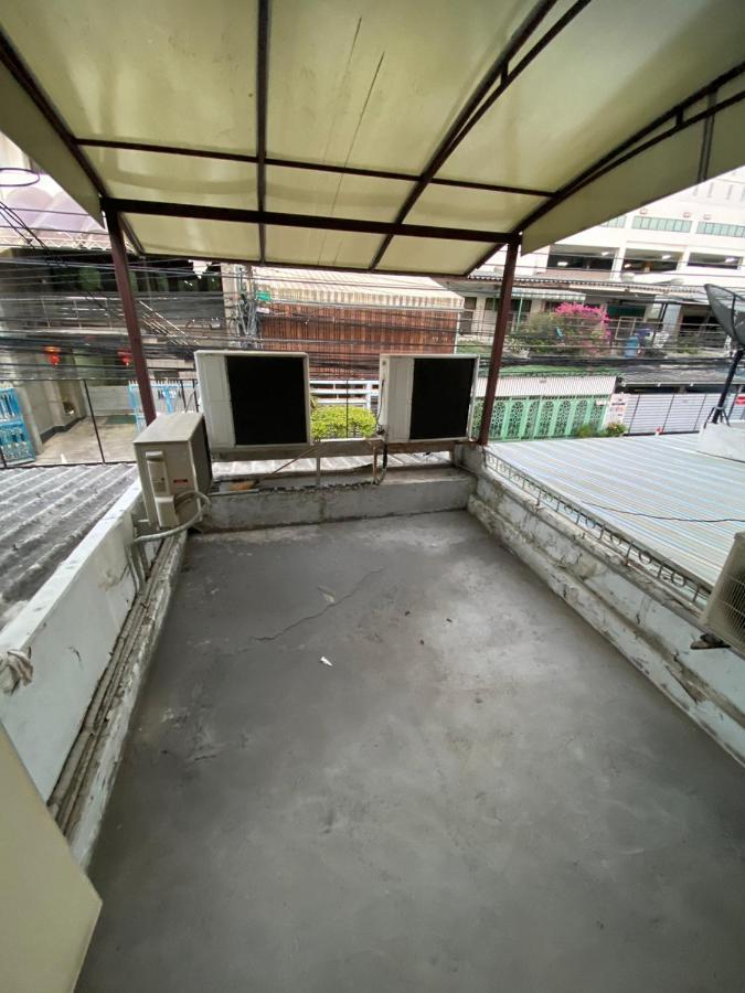 Sura Hostel Bangkok Near Mrt Phra Ram 9 Exteriér fotografie