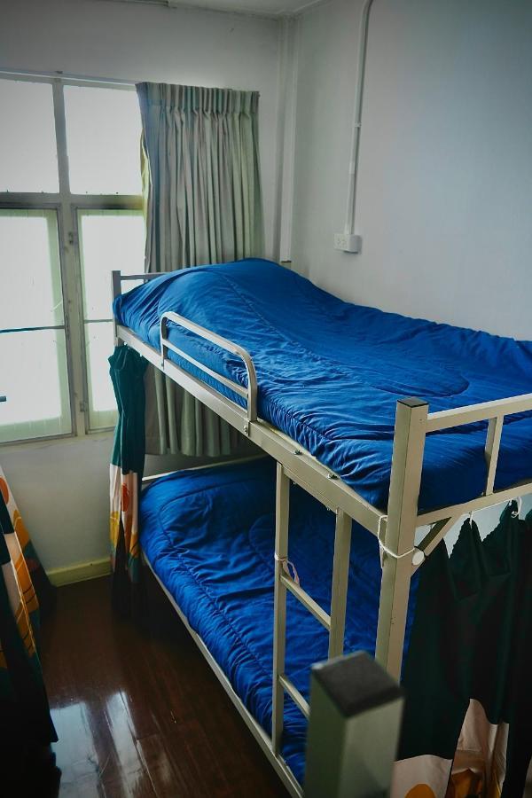 Sura Hostel Bangkok Near Mrt Phra Ram 9 Exteriér fotografie
