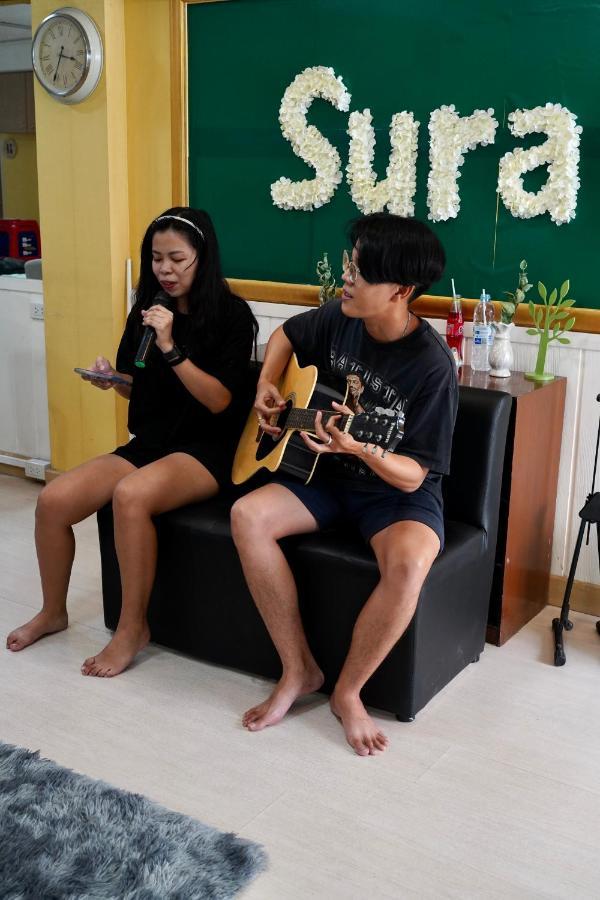 Sura Hostel Bangkok Near Mrt Phra Ram 9 Exteriér fotografie