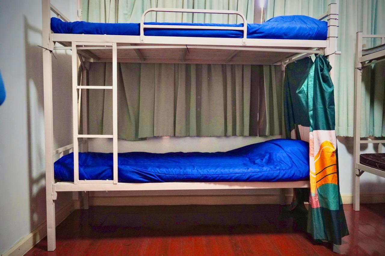 Sura Hostel Bangkok Near Mrt Phra Ram 9 Exteriér fotografie