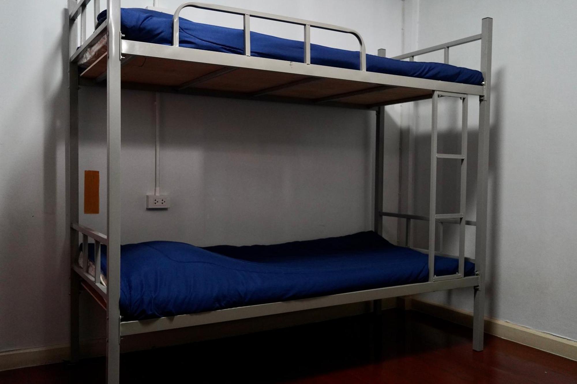 Sura Hostel Bangkok Near Mrt Phra Ram 9 Exteriér fotografie